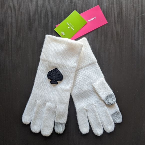 kate spade Accessories - {Kate Spade} Tech Gloves
